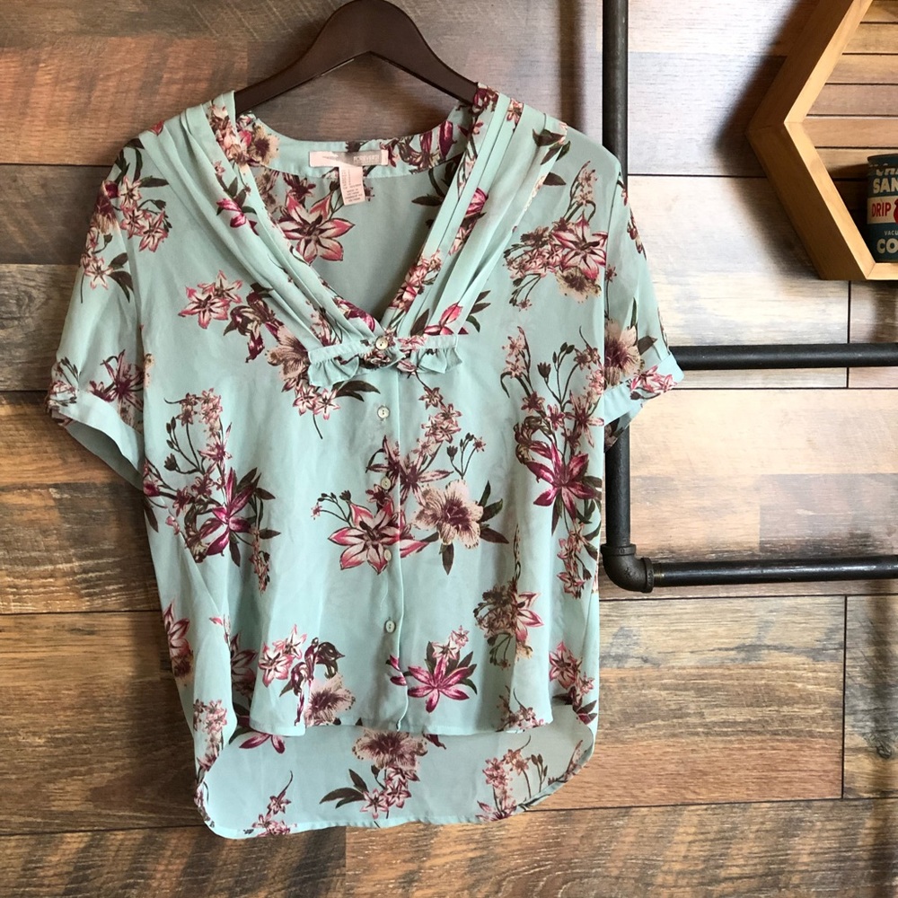 Floral top